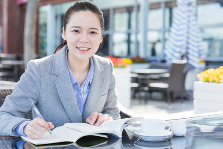 西班牙馬德里康普頓斯大學(xué)面試通過就能入學(xué)嗎