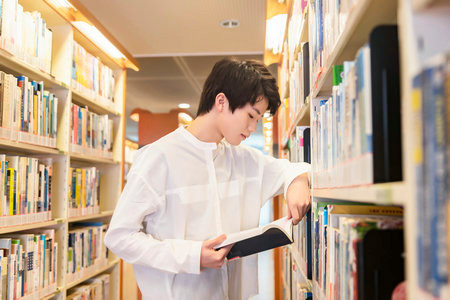 西南財經(jīng)大學非全日制研究生一般安排什么時候面試？