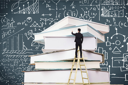自考本科生可以報考上海對外經(jīng)貿(mào)大學在職研究生嗎？