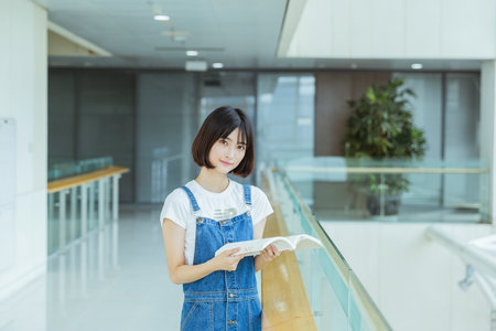 深圳大學(xué)在職研究生證書