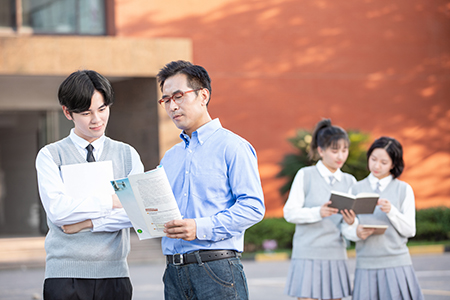 報考南京大學在職研究生EMBA專業(yè)可以獲得雙證嗎？
