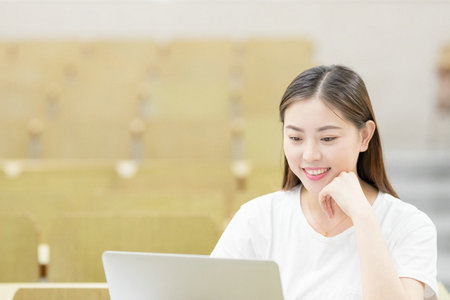 同等學(xué)力在職研究生論文答辯時(shí)間