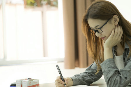 哈爾濱商業(yè)大學MF畢業(yè)后可以考公務員嗎？