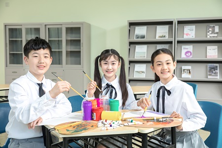  自考本科可以報考哈爾濱工業(yè)大學在職研究生嗎？