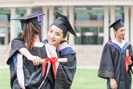錦州醫(yī)科大學(xué)非全日制入學(xué)難度大嗎？