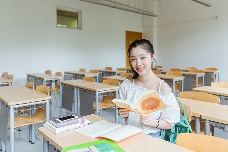  2022年函授本科可以報考大連大學在職研究生嗎？