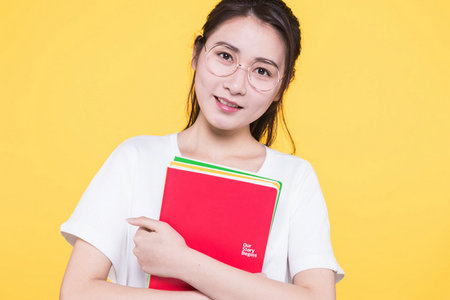 菲律賓凱迪雷拉大學(xué)免聯(lián)考碩士報考條件