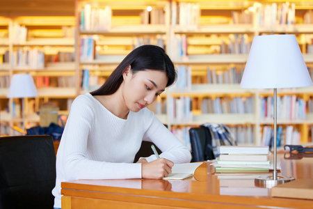 云南財經(jīng)大學非全日制研究生報名及考試時間