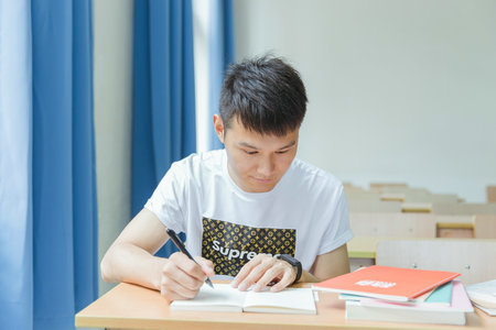 太原理工大學(xué)MPA需要脫產(chǎn)學(xué)習(xí)嗎