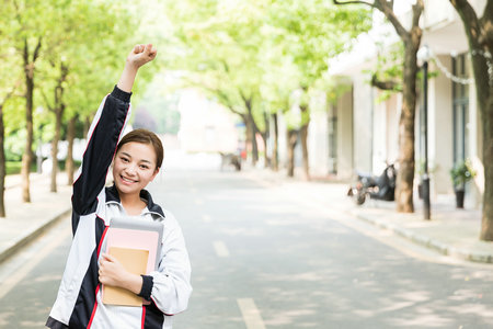 英國奇切斯特大學國際博士好考嗎