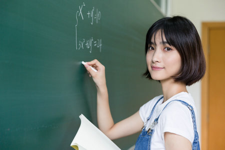 浙江工業(yè)大學(xué)金融專碩需要參加考試