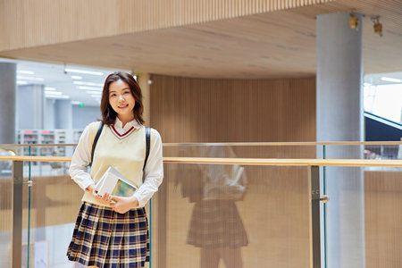 菲律賓國父大學(xué)國際碩士證書