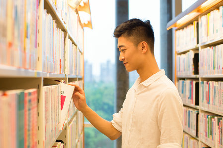 法國ICD國際商學(xué)院國際博士證書