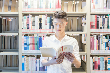 美國(guó)加州多明尼克大學(xué)國(guó)際博士上課方式