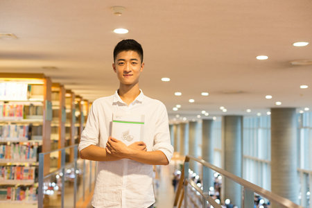 對外經(jīng)濟貿(mào)易大學在職研究生報名及考試時間