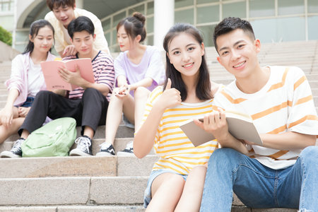 武漢紡織大學(xué)在職研究生學(xué)費(fèi)一覽表