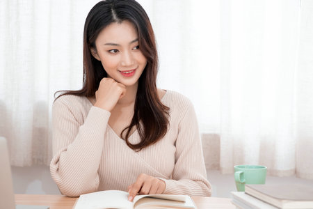 中國傳媒大學(xué)非全日制研究生學(xué)費(fèi)一覽表