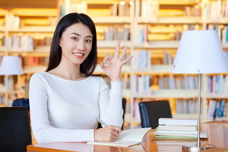 法國(guó)ILCI高等商學(xué)院報(bào)名及考試時(shí)間