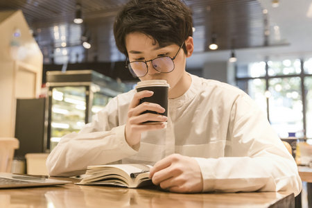 美國(guó)費(fèi)爾菲爾德大學(xué)報(bào)名及考試時(shí)間