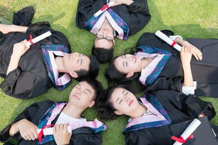 河南師范大學(xué)非全日制研究生學(xué)費(fèi)一覽表