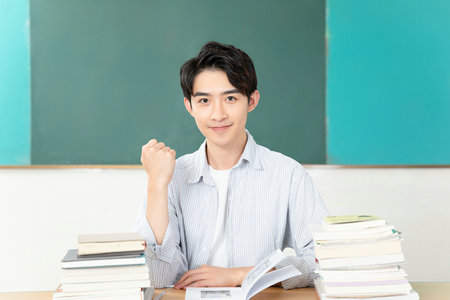 聊城大學(xué)MPAcc報考條件