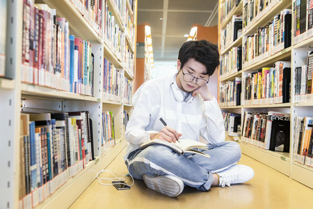 揚州大學(xué)在職研究生考試科目