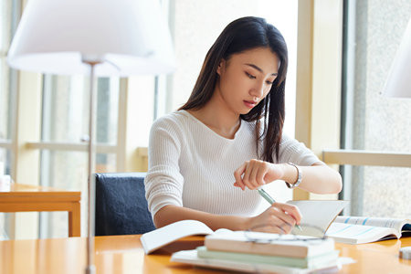 清華大學非全日制研究生報考條件有哪些，什么時候報名？