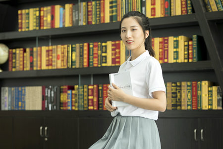 小學(xué)教育非全日制研究生學(xué)費(fèi)