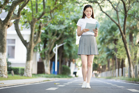 三峽大學(xué)非全日制研究生報(bào)名入口2025年