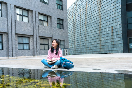 華僑大學(xué)非全日制研究生報名入口