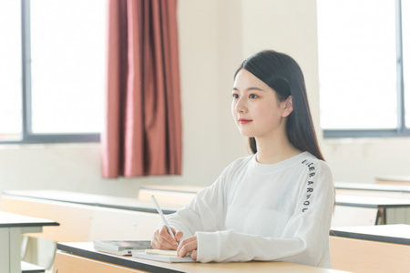英國桑德蘭大學(xué)國際碩士報(bào)考條件及流程2025年