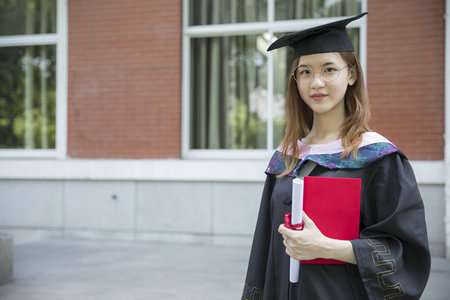 哈爾濱醫(yī)科大學(xué)非全日制研究生報考條件及流程