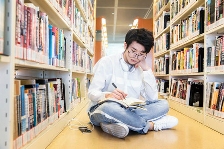 大連海洋大學非全日制研究生一般什么時候參加復試？