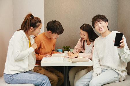 蘭州財經(jīng)大學(xué)非全日制研究生復(fù)試怎么準(zhǔn)備？