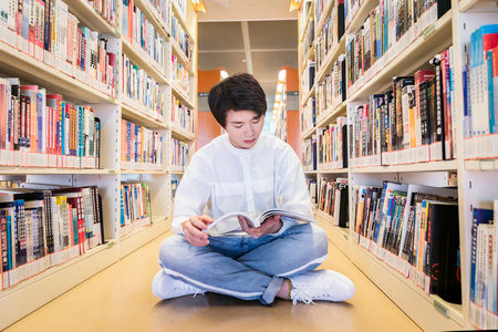 甘肅中醫(yī)藥大學(xué)非全日制研究生復(fù)試怎么準(zhǔn)備？