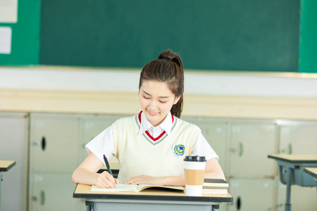 武漢輕工大學(xué)非全日制研究生成績(jī)查詢(xún)?nèi)肟? alt=