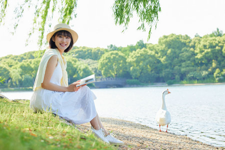 杭州師范大學(xué)非全日制研究生成績查詢?nèi)肟? alt=