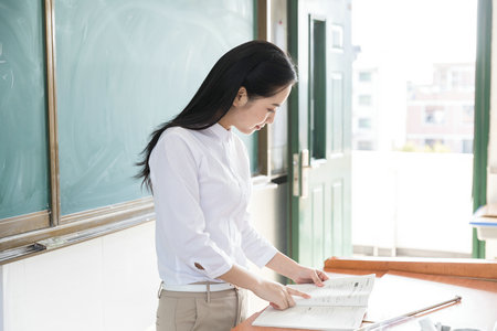華中科技大學(xué)EMBA成績公布時間