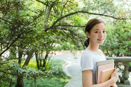 廣東財(cái)經(jīng)大學(xué)MPA提升成績(jī)技巧