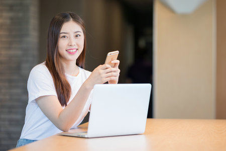 上海海事大學MPAcc成績查詢?nèi)肟? alt=