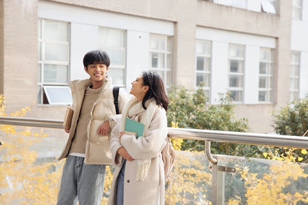 對(duì)外經(jīng)濟(jì)貿(mào)易大學(xué)MBA成績(jī)沒(méi)過(guò)國(guó)家線怎么辦？