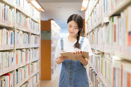 南京財經(jīng)大學MPAcc幾月份出成績？