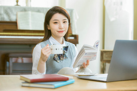武漢科技大學(xué)MPA成績?cè)趺床樵儯?></a>                                <div   id=