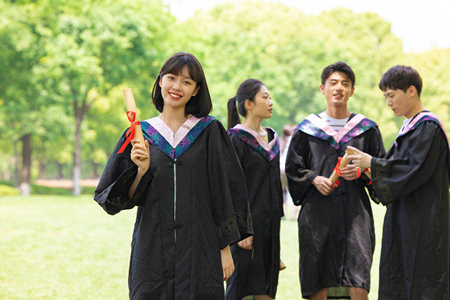 浙江工業(yè)大學(xué)金融專碩考試成績?nèi)绾尾樵儯?></a></dt>                            <dd class=