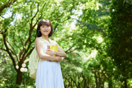 廣東財(cái)經(jīng)大學(xué)非全日制研究生分?jǐn)?shù)線每年不固定