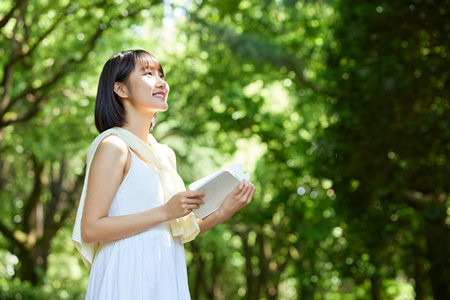 西南民族大學非全日制研究生分數(shù)線在哪里看？