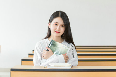 新疆財(cái)經(jīng)大學(xué)MPA分?jǐn)?shù)線每年是固定的嗎？