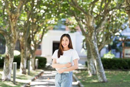 寧波大學(xué)MPAcc分?jǐn)?shù)線每年一樣嗎？