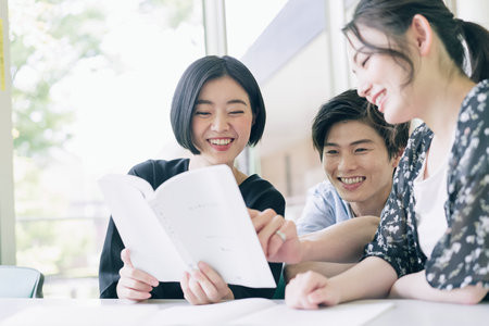 浙江師范大學(xué)MBA每年分?jǐn)?shù)線一樣嗎？