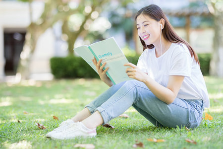 上海外國語大學(xué)MPA每年什么時候調(diào)劑